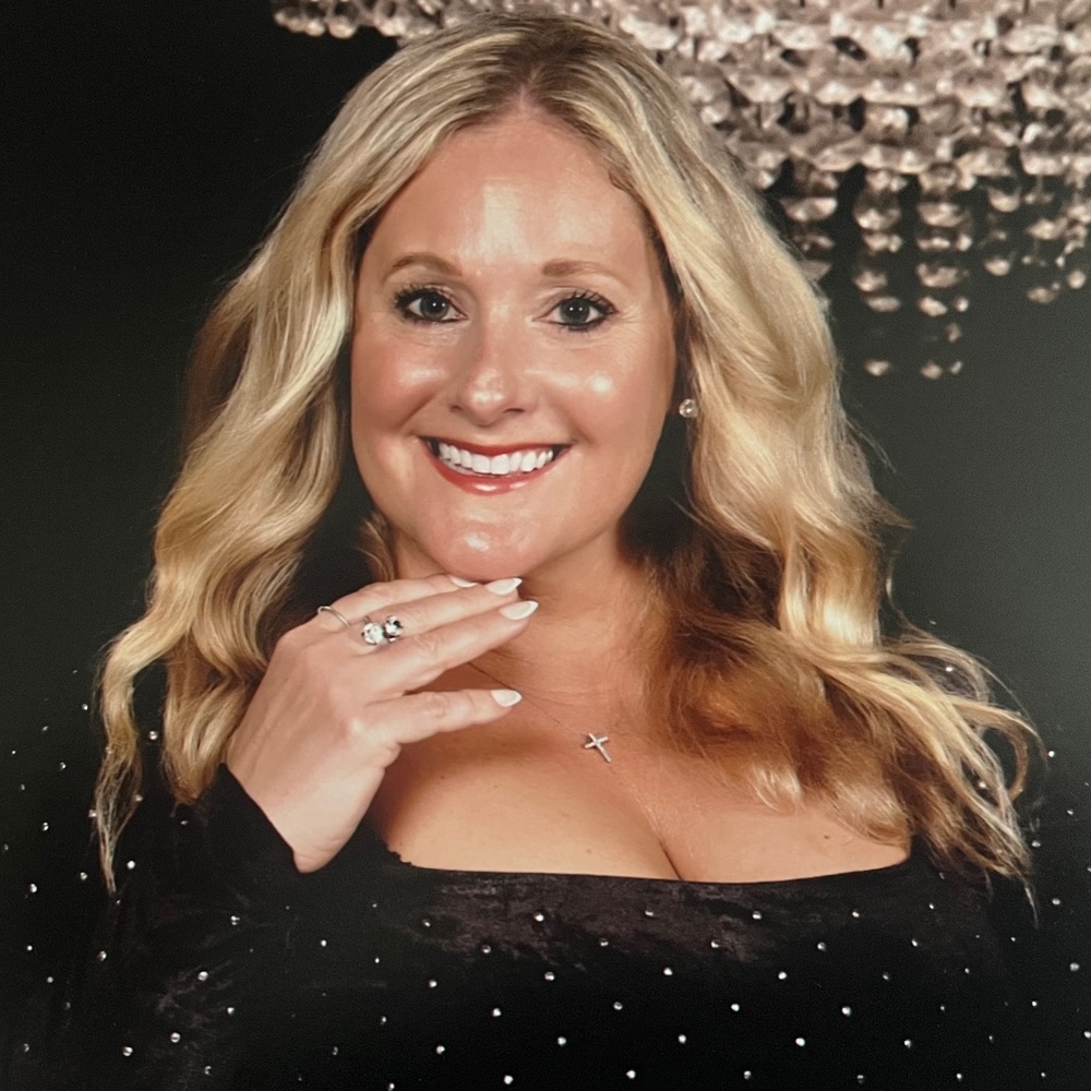 Meet your Posher, Jennifer